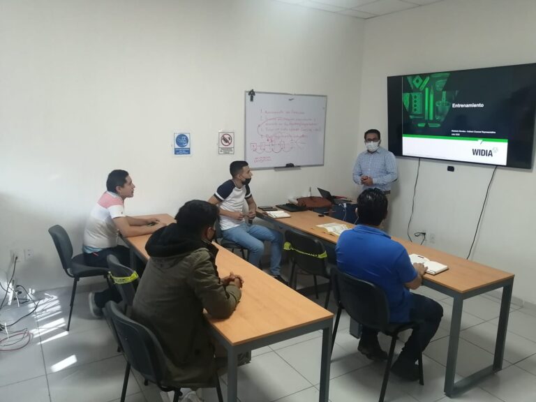 Imparten entrenamiento en herramientas de carburo