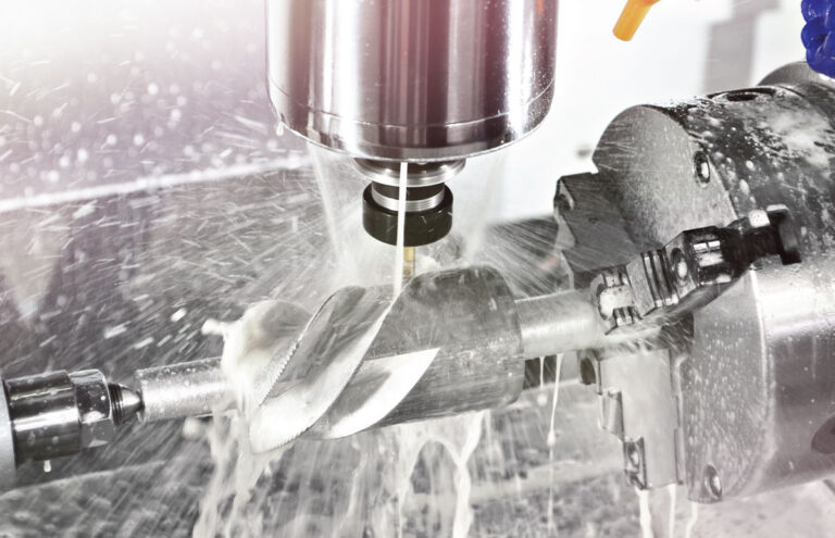 Consideraciones sobre el refrigerante en el mecanizado