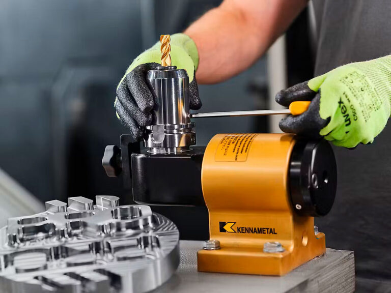 Calidades y recubrimientos para fresas de carburo sólido